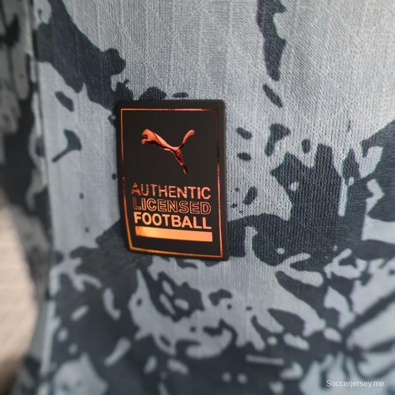 إصدار اللاعب 25/26 قميص الأهلي الرمادي بنقشة التمويه 25/26