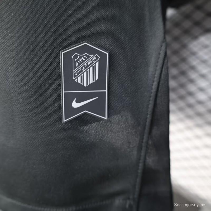 نسخة اللاعب 25/26 قميص بطل الأهلي الأسود مع الراعي الفضي