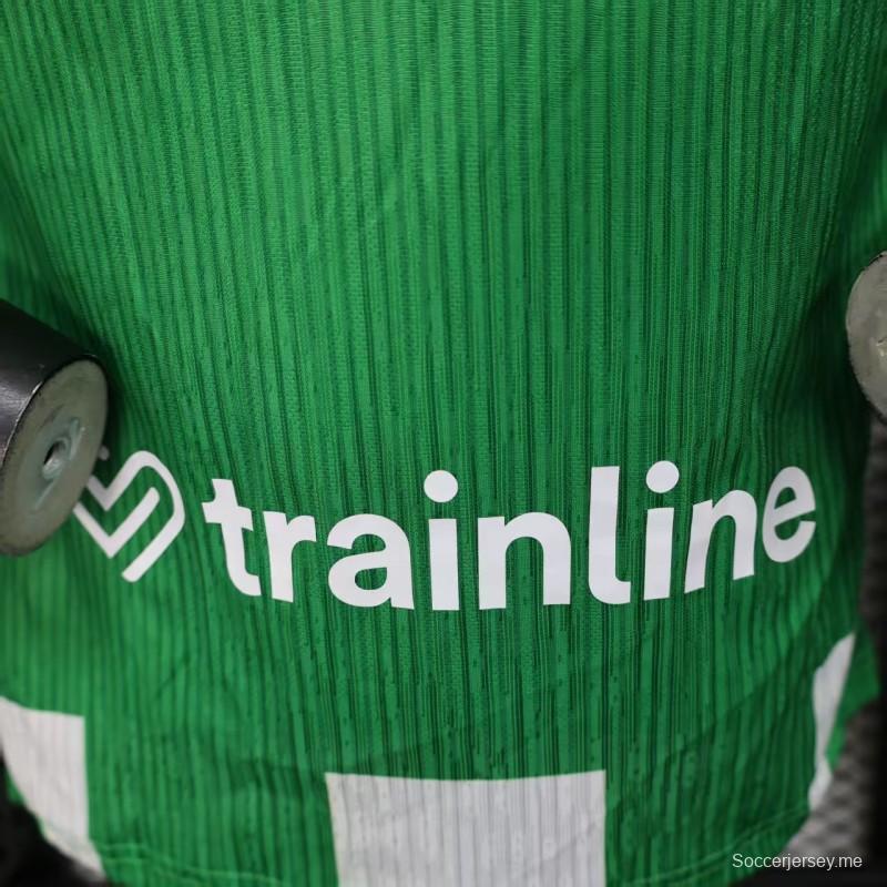 نسخة اللاعب 25/26 قميص ريال بيتيس 25/26 على أرضه