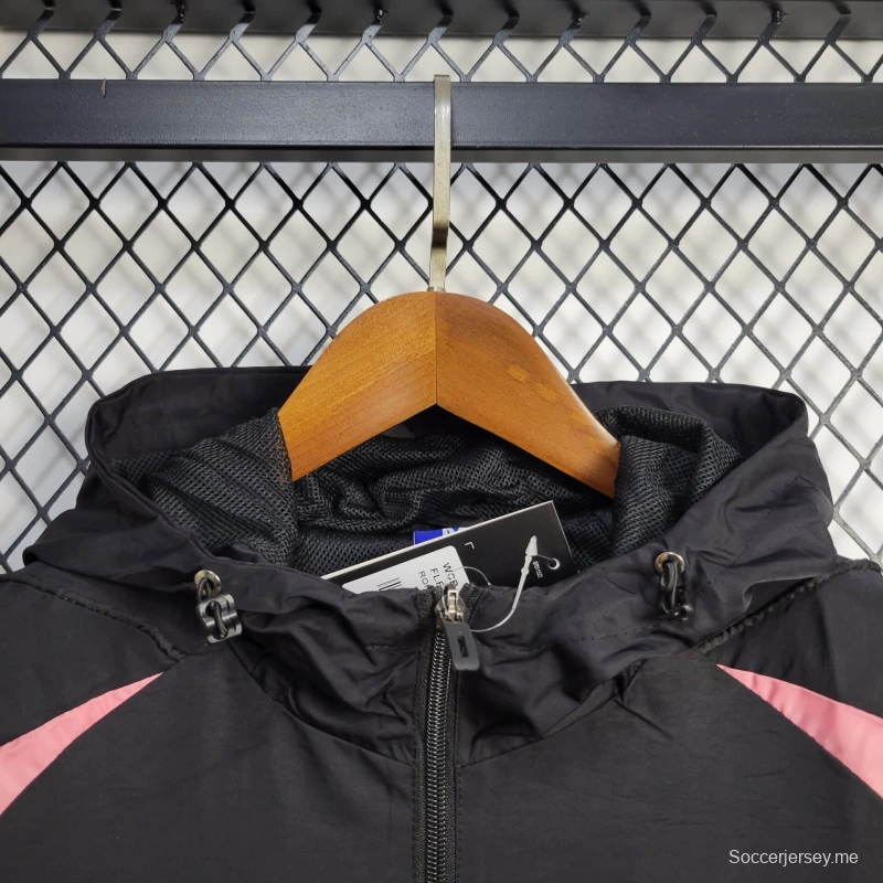 25/26 جاكيت بايرن ميونيخ سترة واقية من الرياح أسود