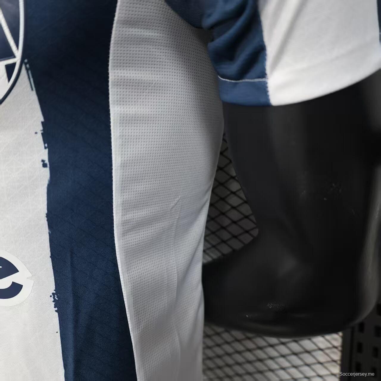 نسخة اللاعب 25/26 قميص فريق مونتيري 25/26 على أرضه