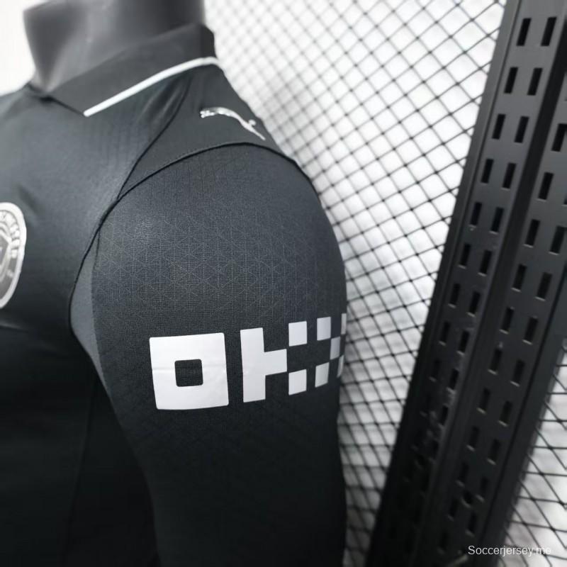 إصدار اللاعب 25/26 قميص مانشستر يونايتد خارج الديار أسود اللون أسود اللون 25/26