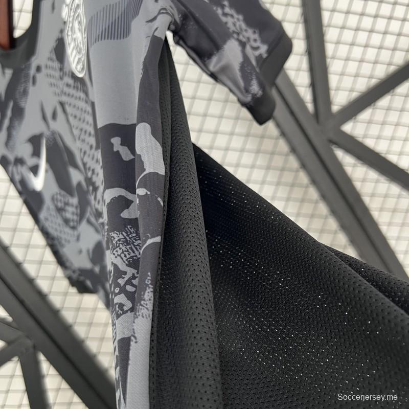 25/26 قميص سبورتينج لشبونة الرمادي قبل المباراة