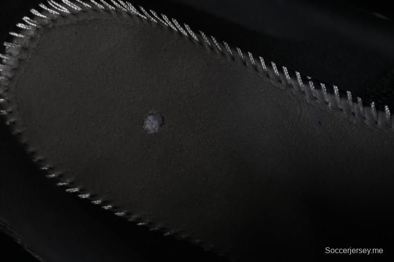 حذاء الجري اير زوم فوميرو 18 المبطن من نايك - IH4454-001