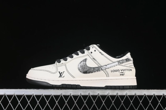 حذاء تزلج منخفض علوي مخصص للذكرى السنوية من نايك SB Dunk Low LV Collaboration باللون البيج الأسود الدنيم الدنيم - JP1628-027