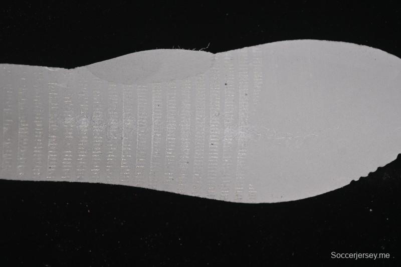 حذاء الجري اير ماكس بلس ريترو من نايك بتقنية الوسادة الهوائية - DM2362-001