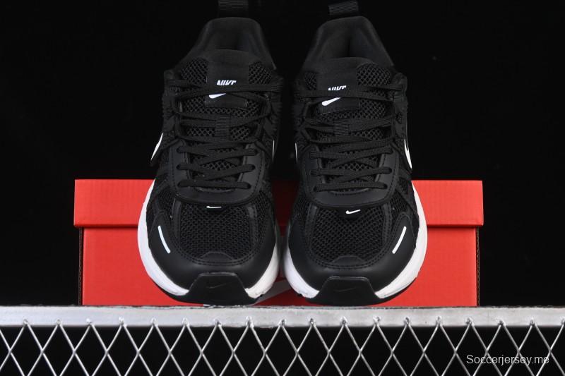 حذاء الجري المنخفض من نايك V2K Runtekkk Run المبطن المضاد للانزلاق من نايك - FD0736-001