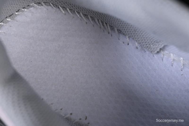 حذاء الجري الكاجوال من سلسلة نيو بالانس 2000 ريترو على طراز أبي - U20005F9