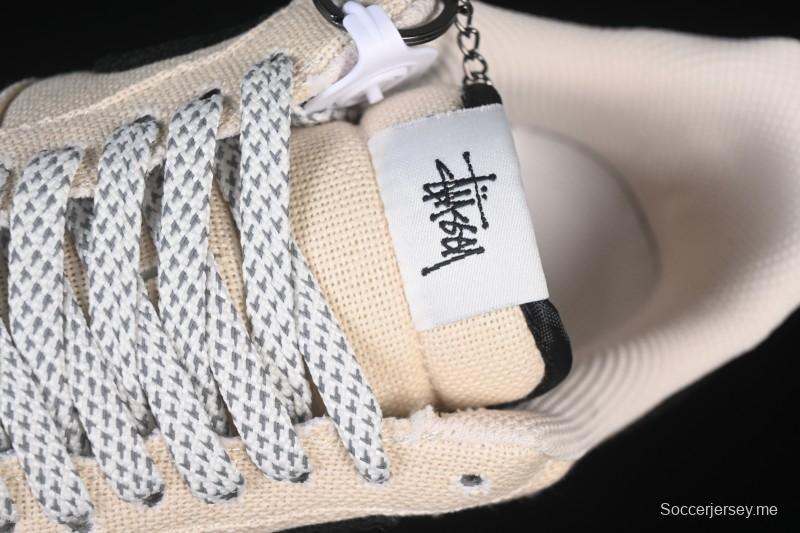 حذاء نايك اير فورس 1 '07 منخفض من نايك اير فورس 1 '07 ستوسي كولابوريشن باللون البيج أسود كانفاس كاجوال - XX3168-155