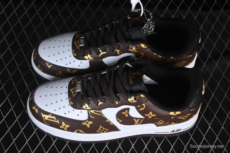 حذاء نايك اير فورس 1 '07 منخفض من نايك اير فورس 1 '07 LV Collaboration كلاسيكي كلاسيكي أبيض بني كاجوال - CZ3986-004