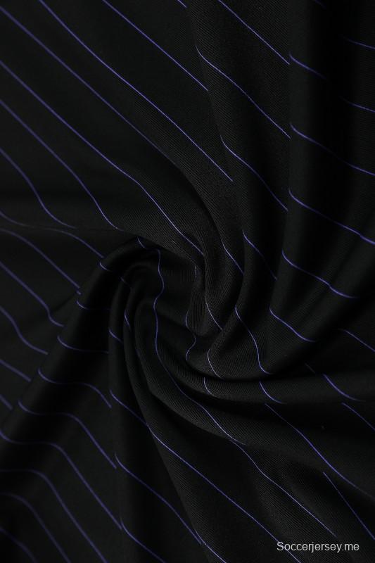 25/26 مانشستر يونايتد أديداس أديداس أديداس سترة نبيذ أصلي + شورت