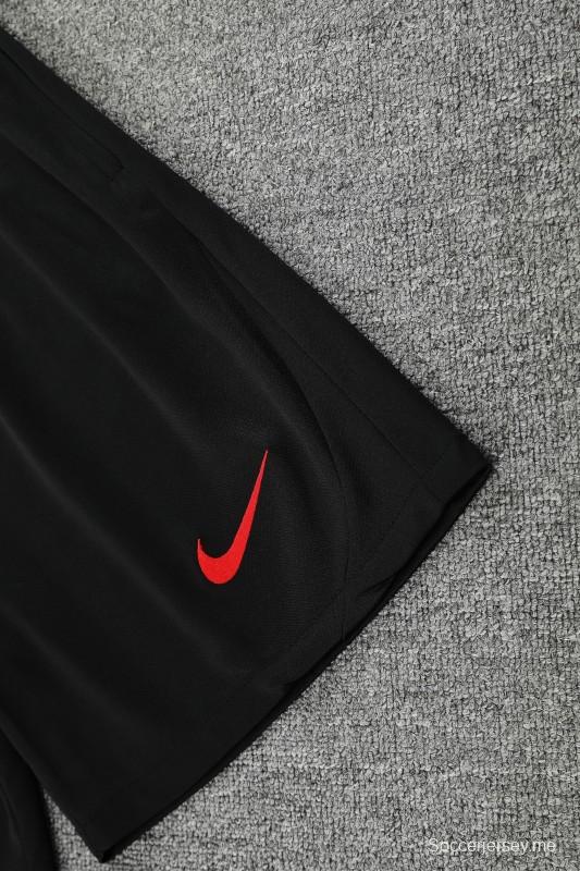 25/26 باريس سان جيرمان سترة بيضاء + قميص أبيض + شورت