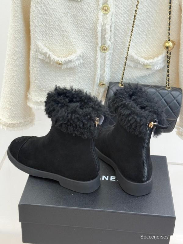 Chanel 25K Series Two-Tone CC Fur Snow Boots - KFY00300