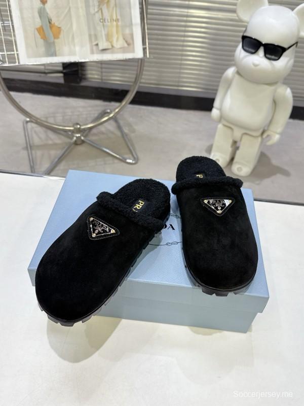 Prada 2025 Fall Winter New Fur Mule Slippers Triangle Buckle Bread Toe Half Slippers - KFY00270