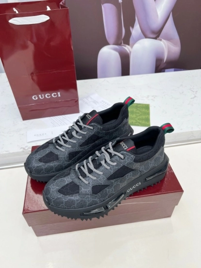 Gucci 2025/SS 2.0 Sneakers with Reflective Stripes and Retro Design - LY00320