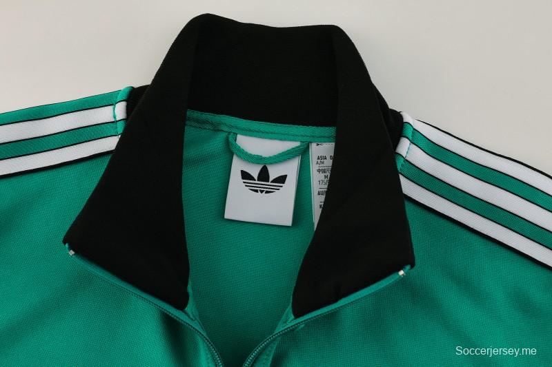 25/26 ليفربول جاكيت أخضر بسحاب كامل + بنطلون طويل + جاكيت أخضر بسحاب كامل