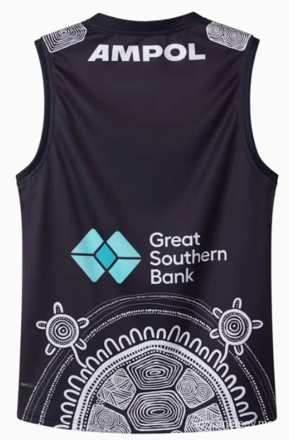 25/26 كارلتون بلوز كارلتون بلوز كحلي مع قميص فن السكان الأصليين الأبيض