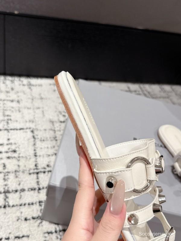 بالنسياغا سلسلة صنادل بالنسياغا كاجول المعدنية المرصعة - KFY00260