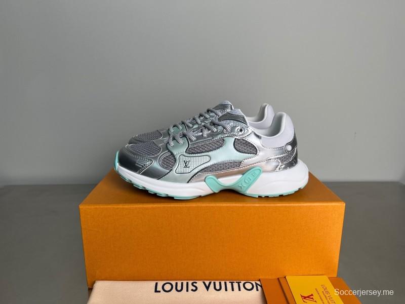 أديداس ل في أولمبيا حذاء كاجوال كاجوال برباط مستدير من الأمام والجزء العلوي منخفض الرقبة - YC