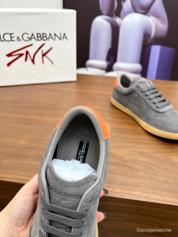 حذاء كاجوال من دولتشي آند غابانا 2025 بتصميم عصري مبالغ فيه - AS00270