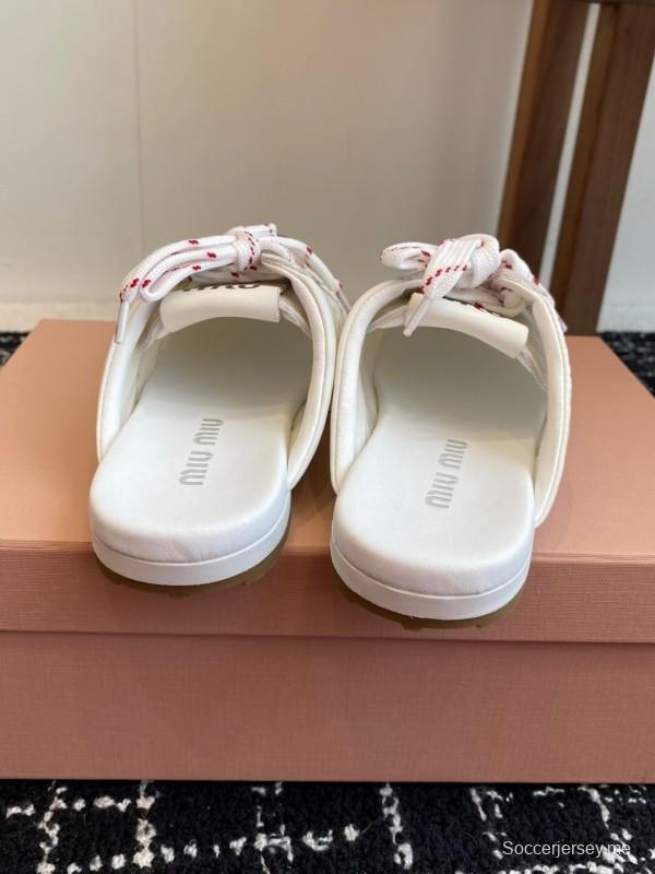 ميو ميو 2025 ميو ميو 2025 حذاء رياضي سحابي سليب، سبرينغ سليب أون - KFY00295