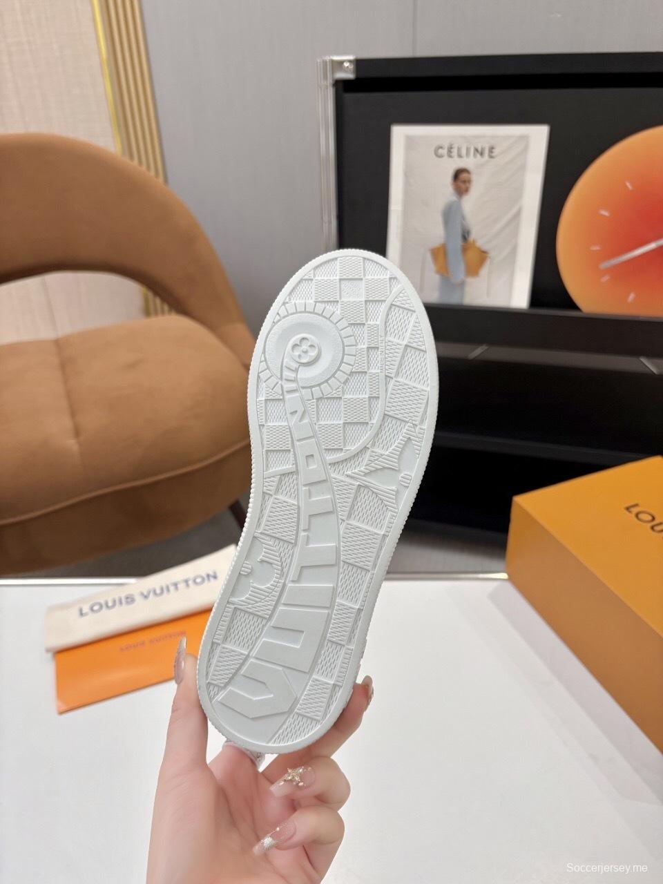 حذاء رياضي من سلسلة لاجون من لويس فويتون من الدنيم بنقشة مونوغرام - AS00300