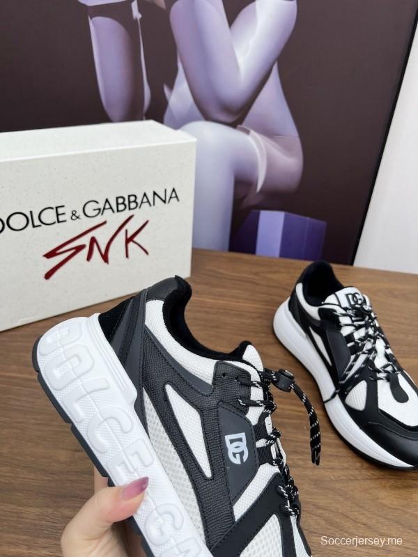 حذاء كاجوال من دولتشي آند غابانا 2025 بتصميم عادي مبالغ فيه - AS00320