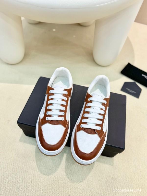 حذاء بتصميم ريترو لربيع وصيف 2025 من سلسلة SL61 من سان لوران SAINT LAURENT كاجوال - AS00330