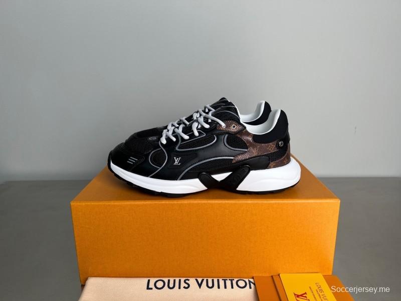 حذاء أولمبيا من أديداس أولمبيا ذو رباط عند الأصابع المستديرة بأربطة فوق الحذاء الكاجوال - YC
