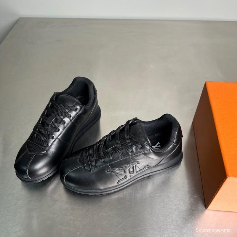 LV لويس فويتون 2025 حذاء رياضي كاجوال بلاتفورم سنيكرز من تصميم فاريل ويليامز - YC