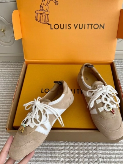 حذاء الباليه الرياضي سنيكرينا من لويس فويتون SNEAKERINA مع رقاقة - AS00350