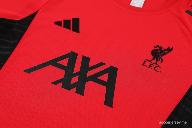 25/26 ليفربول قميص بأكمام قصيرة حمراء + شورت بأكمام قصيرة أحمر