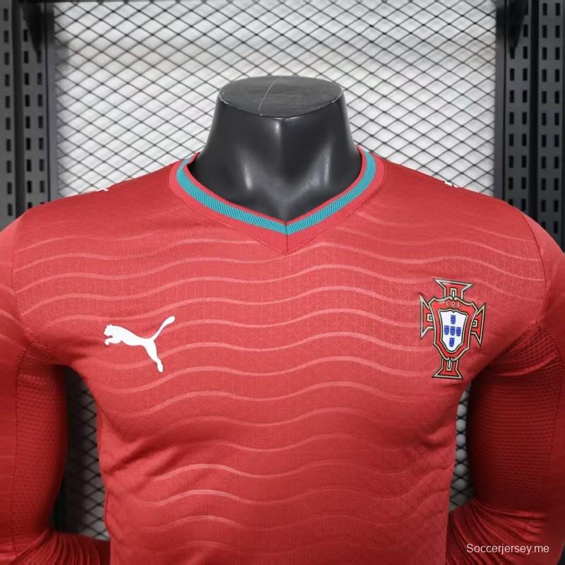 نسخة اللاعب 2026 قميص منتخب البرتغال بأكمام طويلة باللون الأحمر بنقشة موجات أفقية