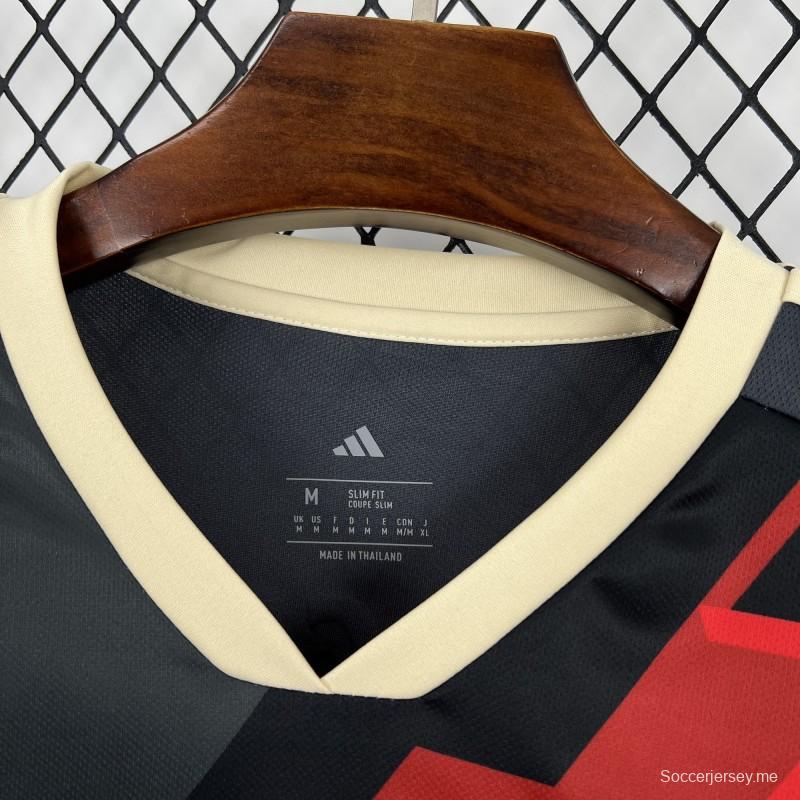 2025/26 قميص بنفيكا الخاص