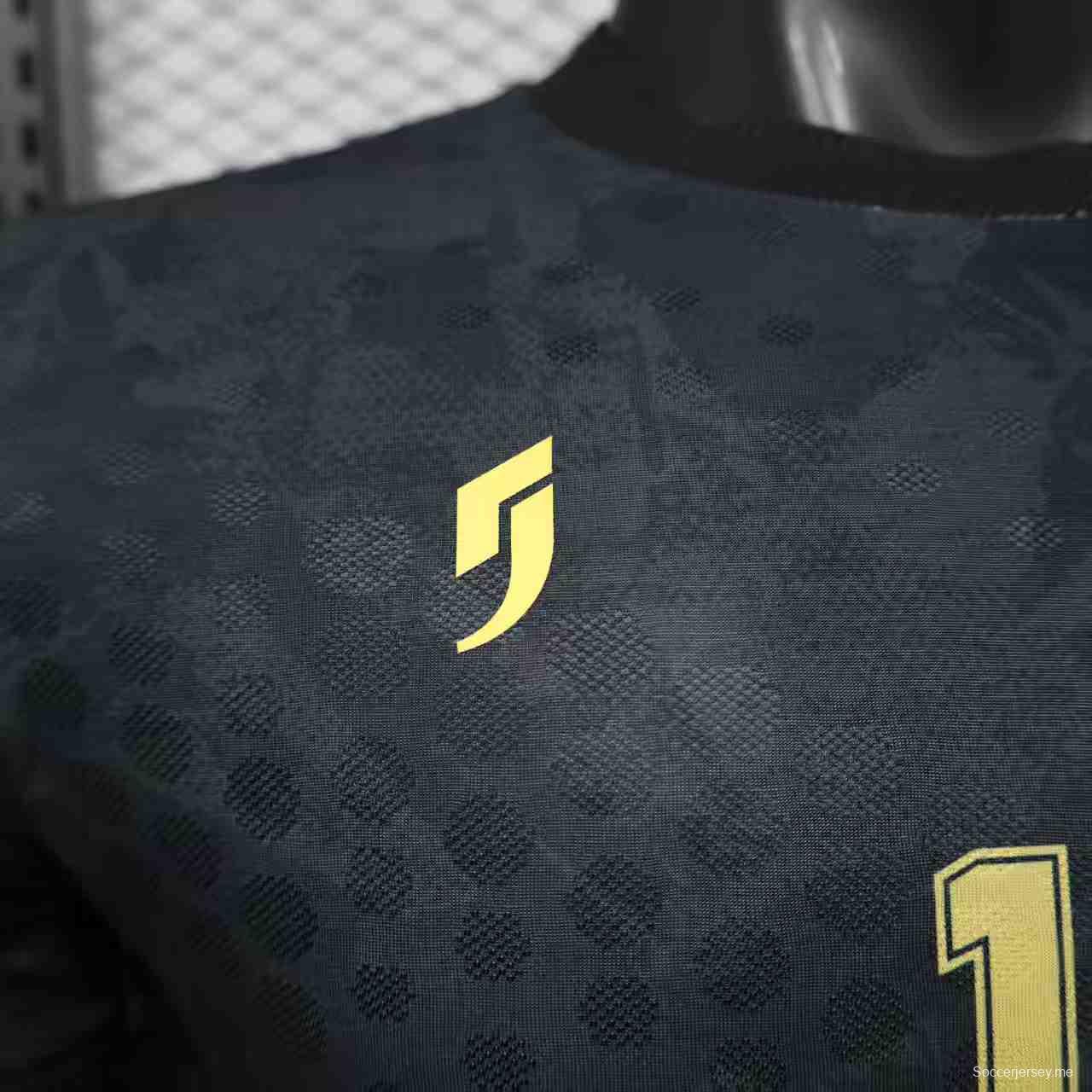 قميص اللاعب الإصدار 2026، طراز "أرجنتينا الأسود مع الشمس الذهبية"، الإصدار الخاص