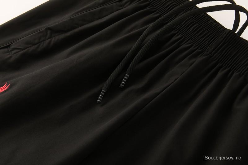 26/27 طقم رياضي من ليفربول بلون كريمي مع سترة بغطاء رأس وسحاب كامل + بنطال طويل أسود