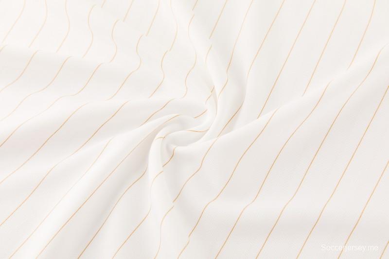 26/27 مانشستر يونايتد - قميص أبيض بأكمام قصيرة + شورت كرة قدم