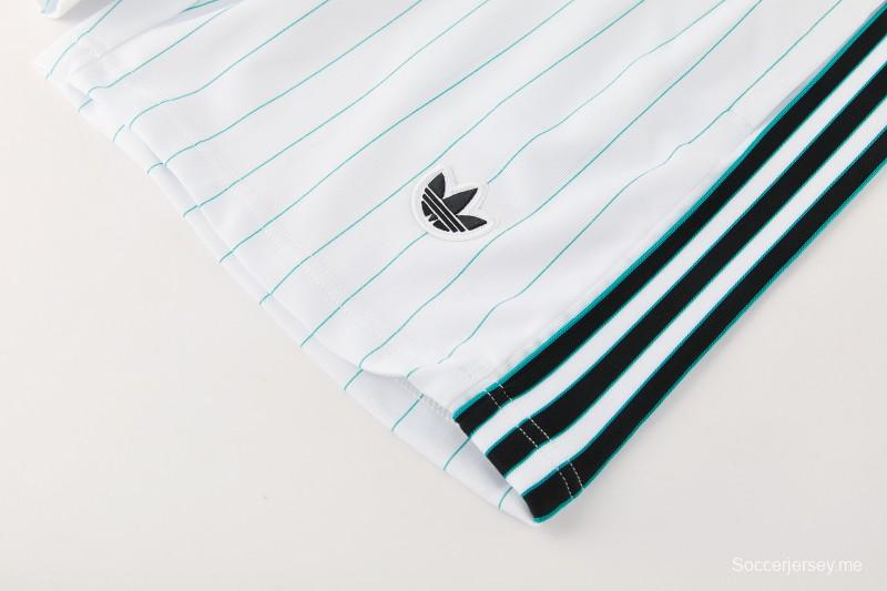 26/27  قميص ليفربول أبيض بأكمام قصيرة + شورت كرة قدم