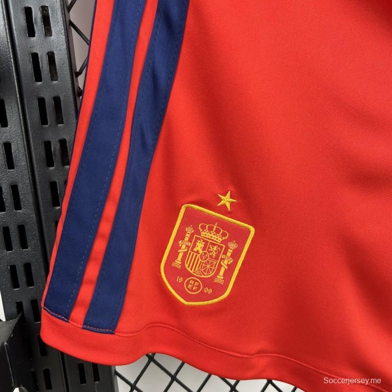 شورتات المنتخب الإسباني للرجال للمباريات على أرضه في كأس العالم 2026