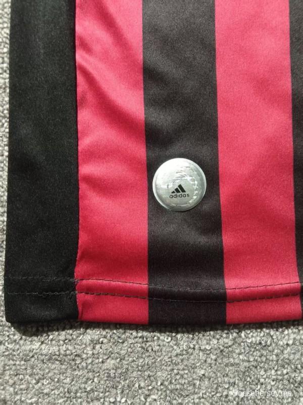 قميص ميلان الرئيسي طويل الأكمام لموسم 2009/2010