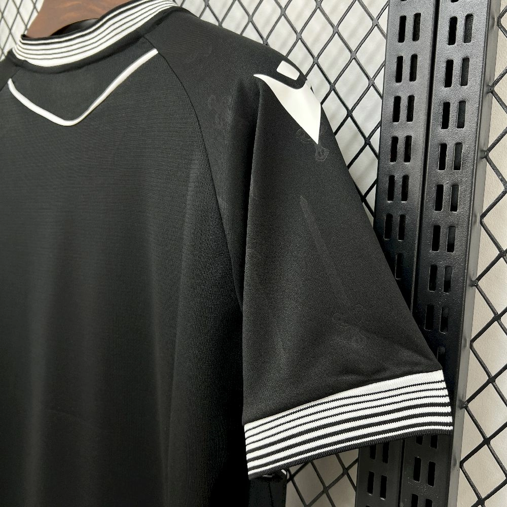 2025/26 قميص فريق بورغوس سي إف سي للرجال خارج الملعب