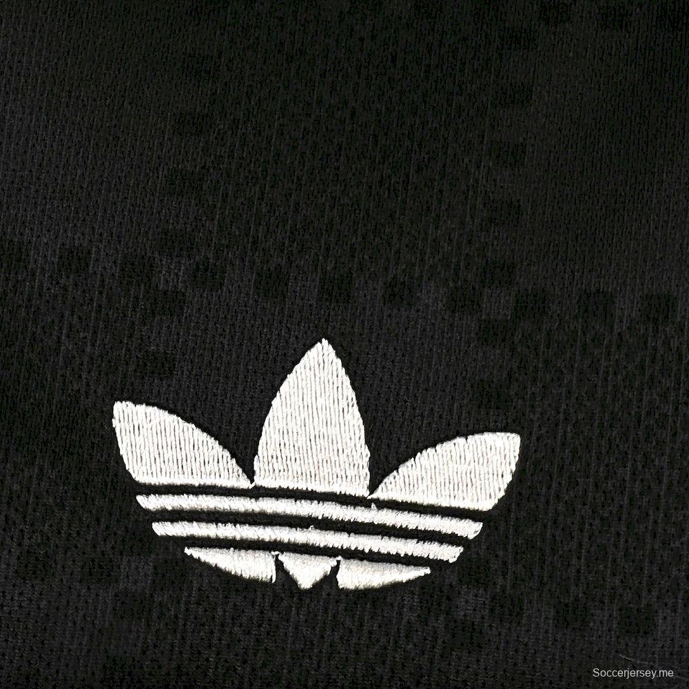 2025/26 قميص بأكمام طويلة للرجال بايرن ميونيخ الثالث بايرن ميونيخ