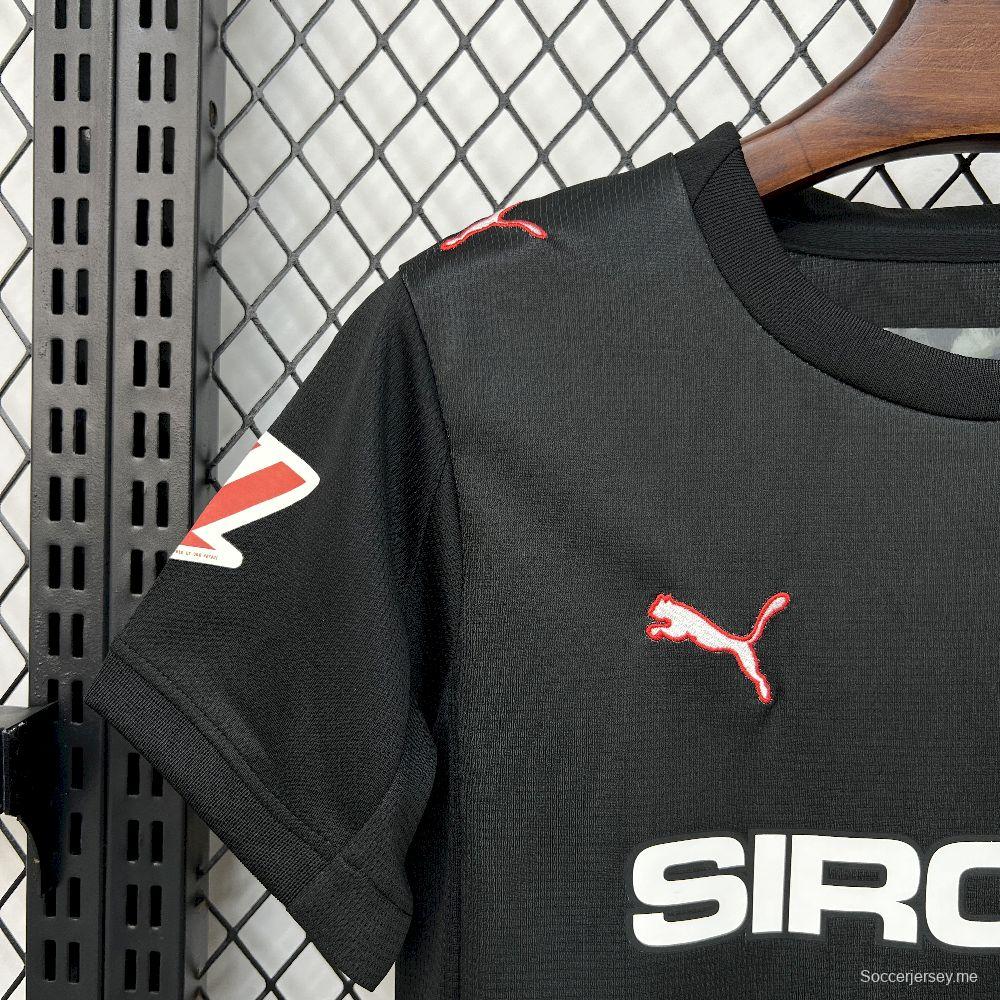 2025/26 كيدز سبورتنج دي خيخون سبورتنج دي خيخون طقم رياضي خارجي