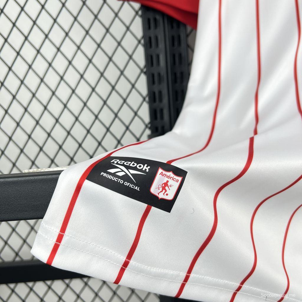 قميص فريق مينس أمريكا دي كالي للعب خارج أرضه لموسم 2026/27