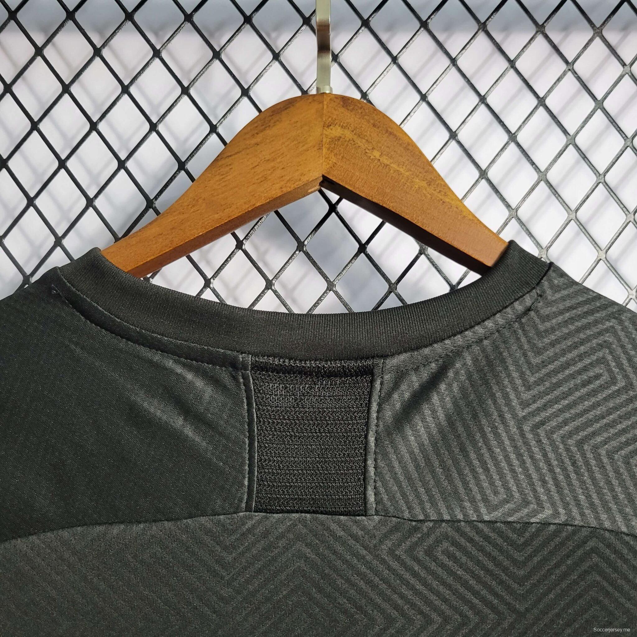 قميص بوروسيا دورتموند ريترو بوروسيا دورتموند في الذكرى 110 الإصدار الأسود
