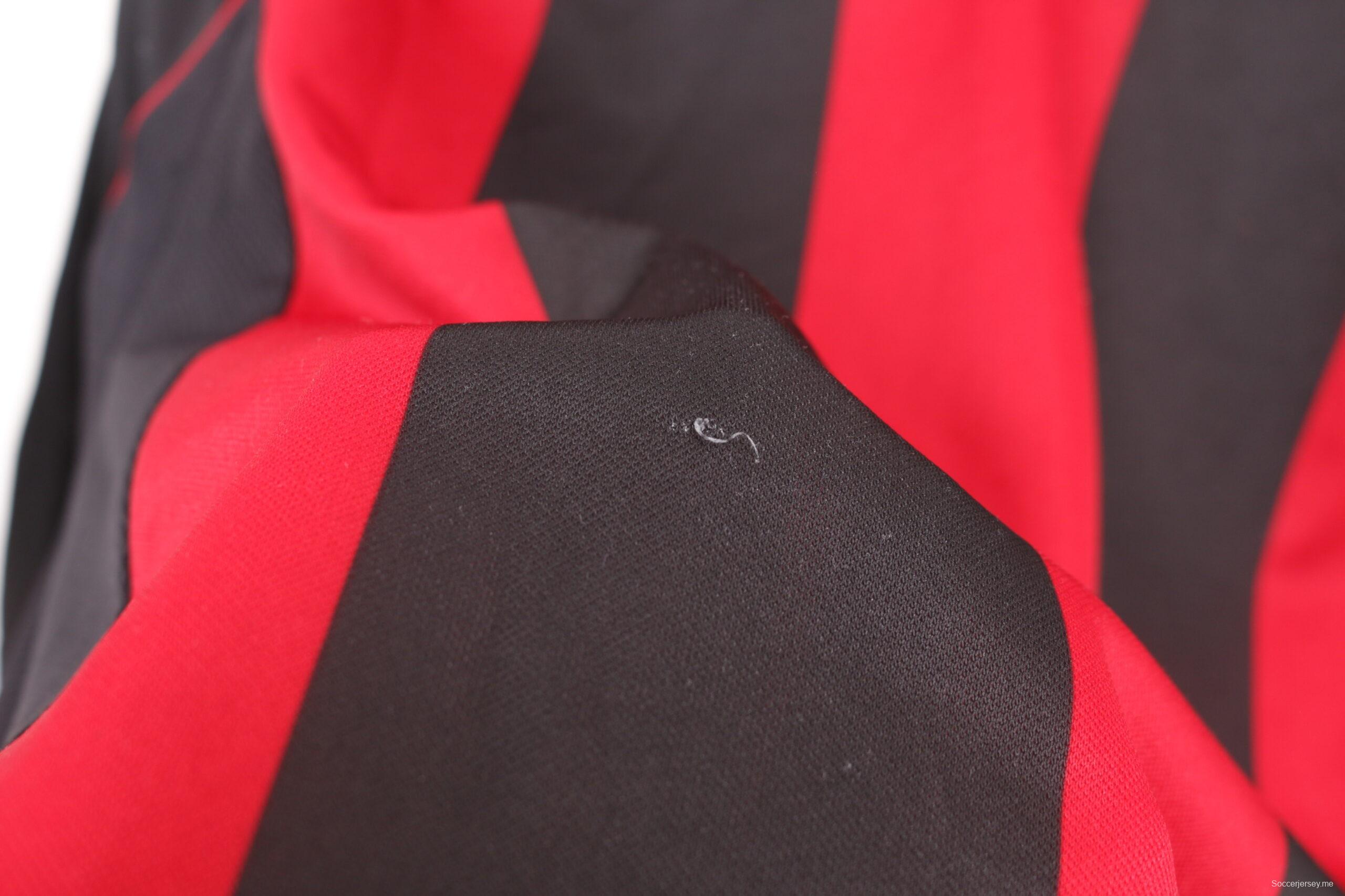 قميص ميلان 00/01 ريترو 00/01 قميص ميلان الرئيسي
