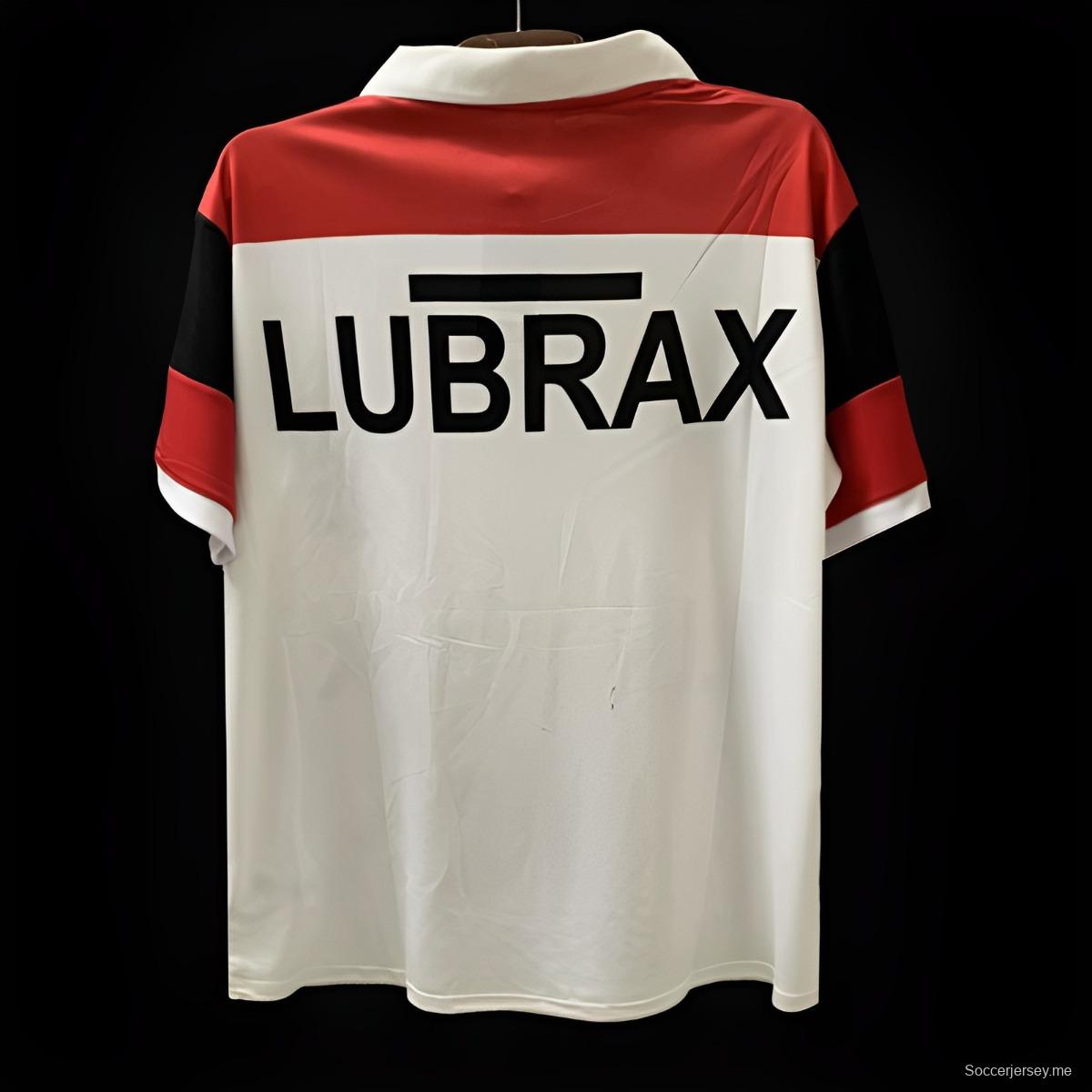 قميص أبيض ريترو 85/86 فلامنجو خارجي أبيض
