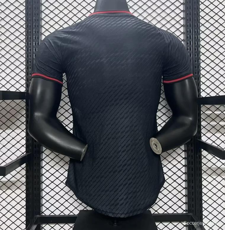 إصدار اللاعب 2024 قميص خاص باليابان أسود/مفهوم النبيذ 2024
