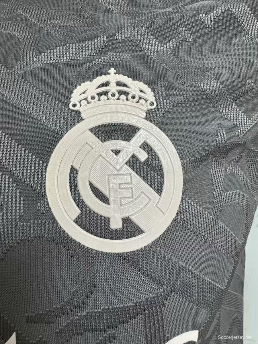 إصدار اللاعب 24/25 قميص ريال مدريد الثالث أسود اللون أسود 24/25
