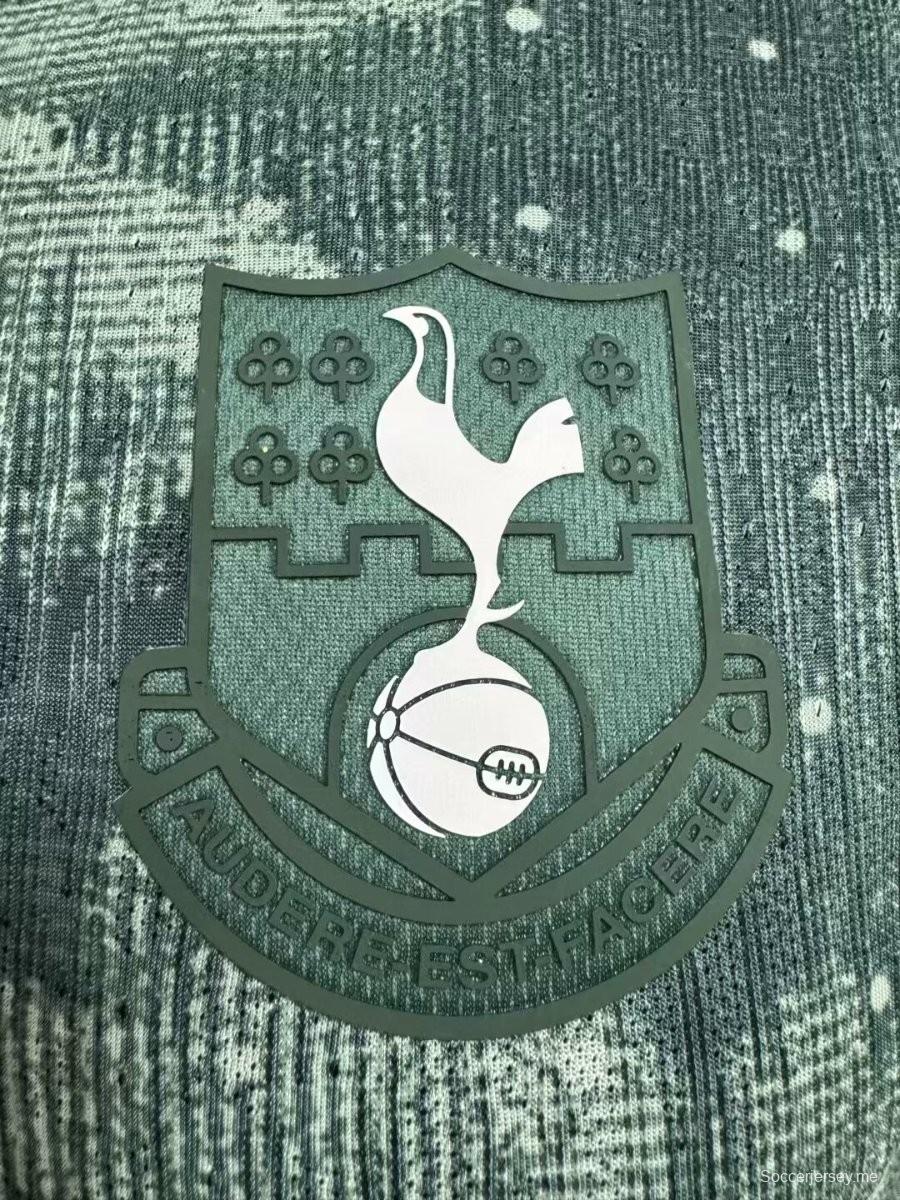 إصدار اللاعب 24/25 القميص الثالث لتوتنهام هوتسبير 24/25
